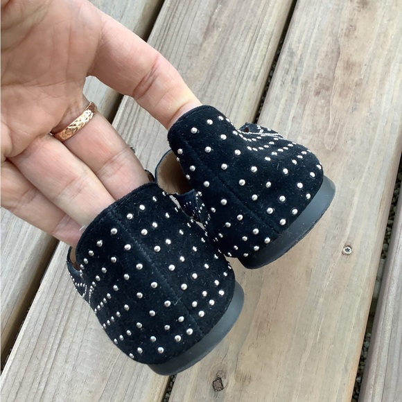 Pretty pointed toe loafers🖤🤍🖤🤍🖤 - Picture 6 of 8